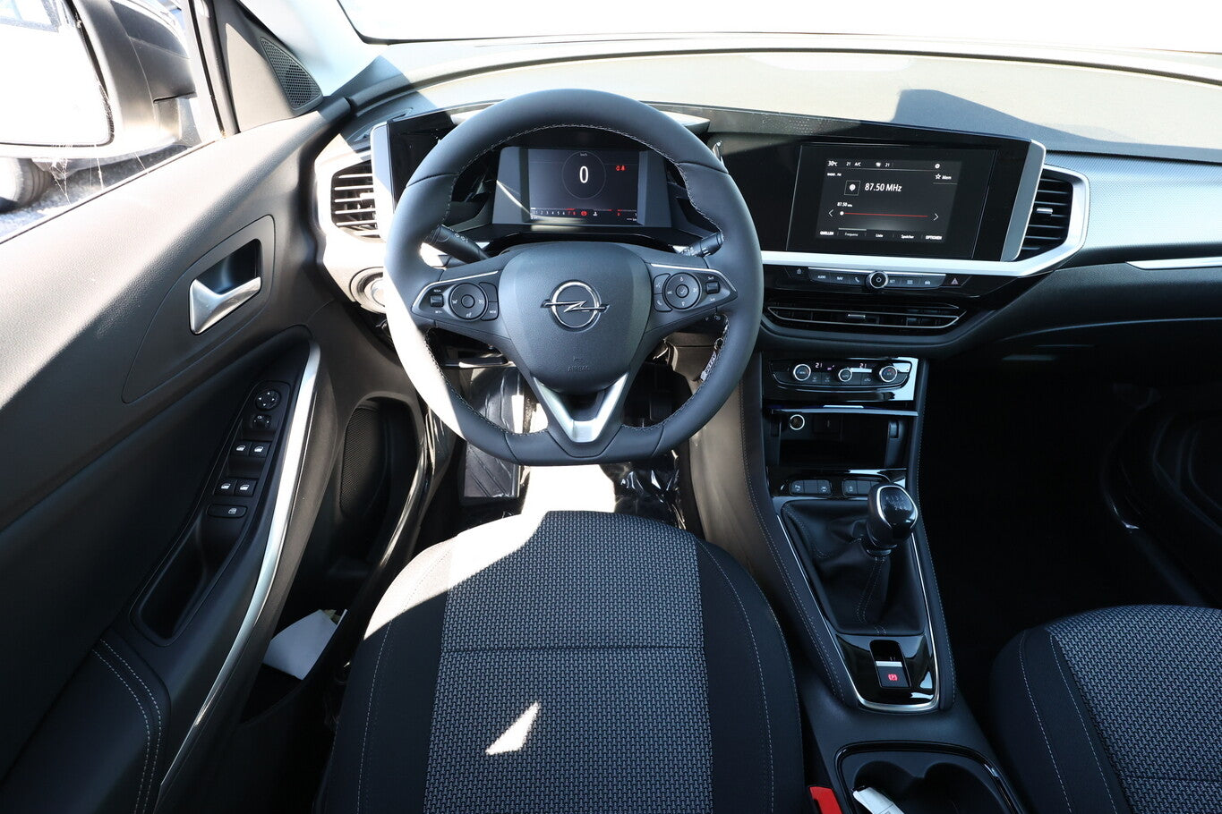 Opel Grandland 1.2 130 PDC vo/hi LM17Z Klimaaut 130320877 6