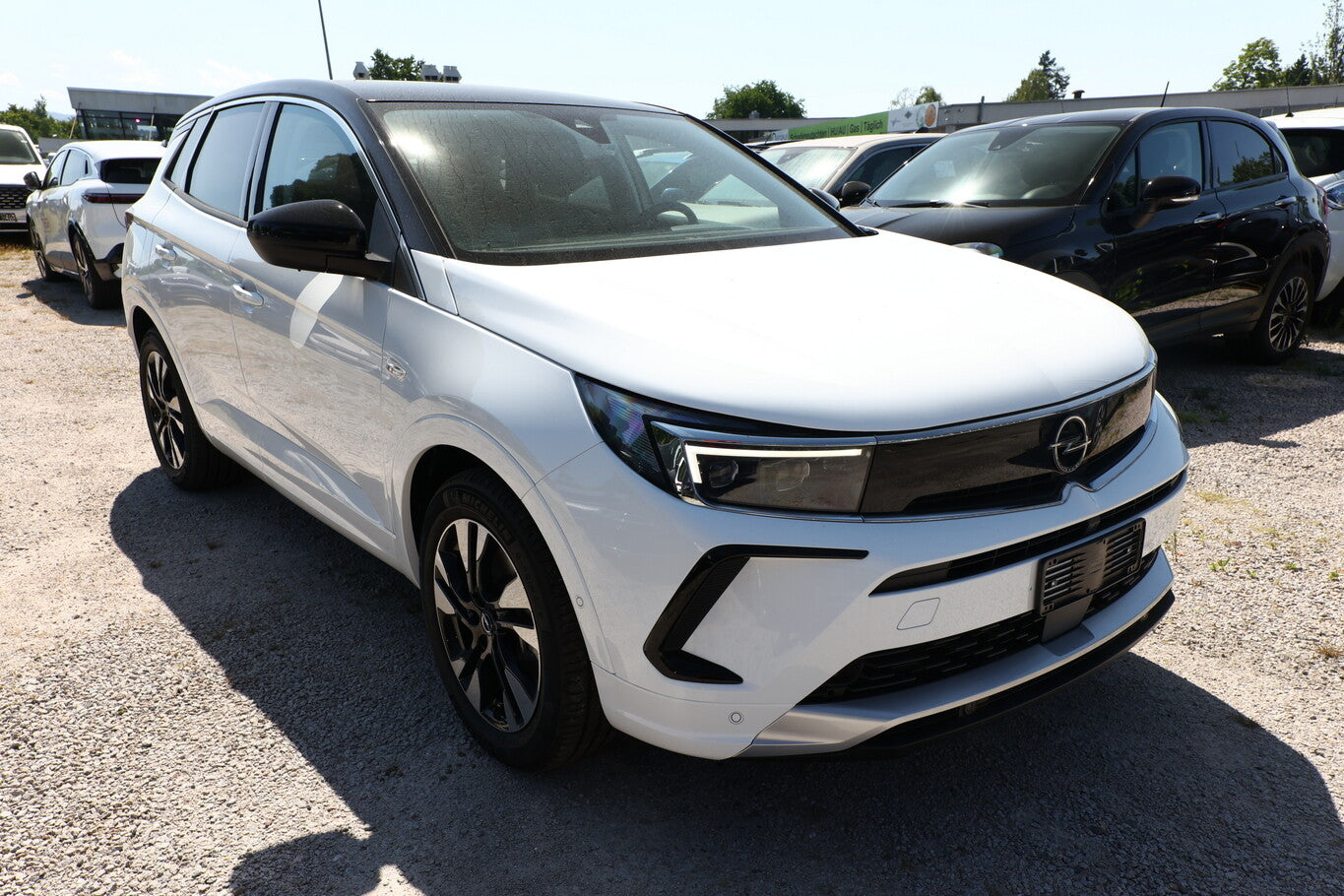 Opel Grandland PHEV 225 EAT8 Alcantara ACC SHZ 360° 128782533 1