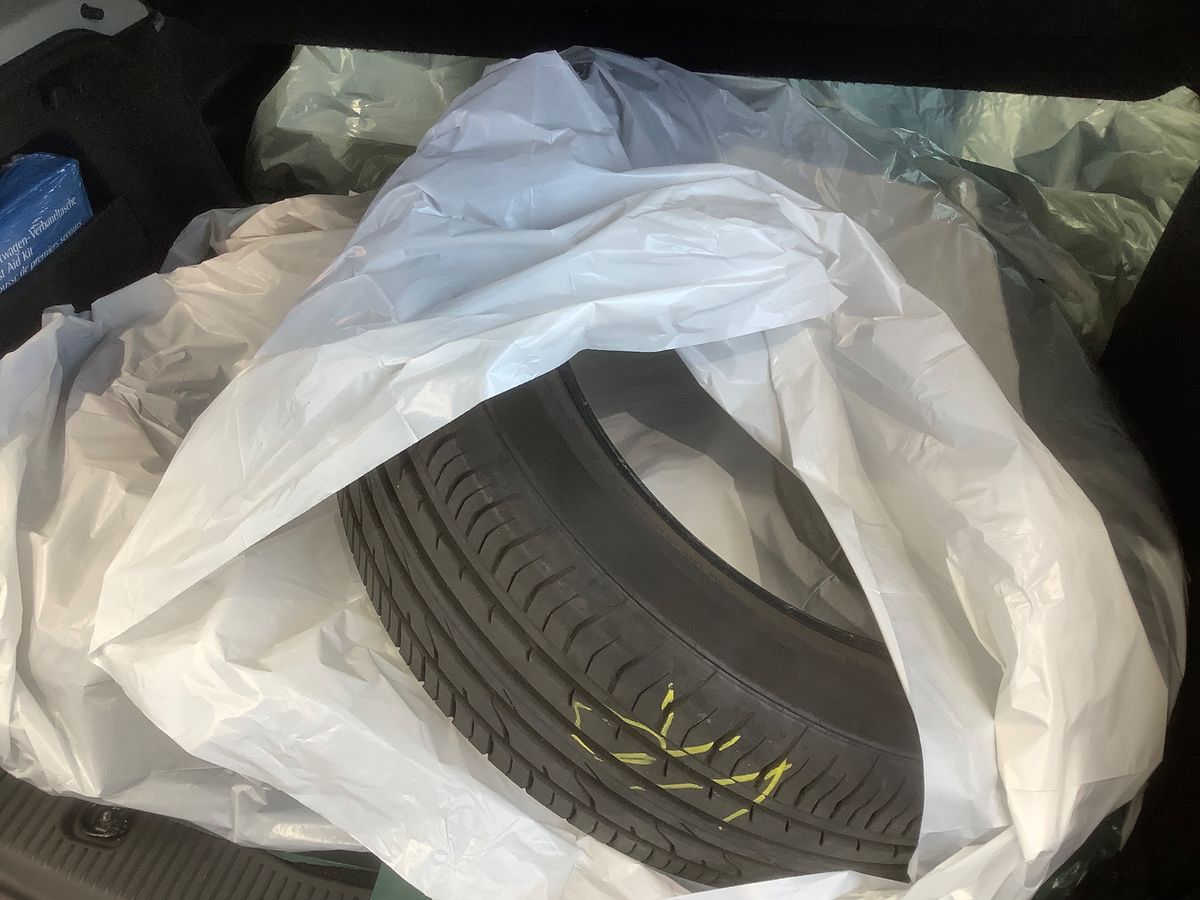 Secondary wheel set
