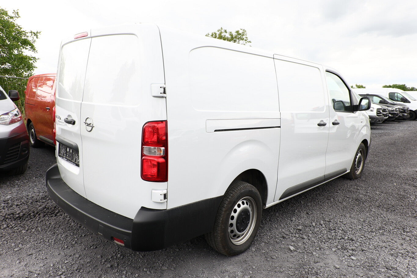 Opel Vivaro 2.0 D 145 Edition L L3 3S Klima PDC 122879133 2