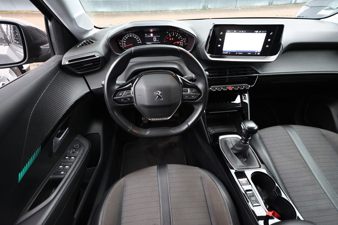 Peugeot 208 1.2 PT 100 Allure LED Nav Kam PDChi KeyL 98104060 6