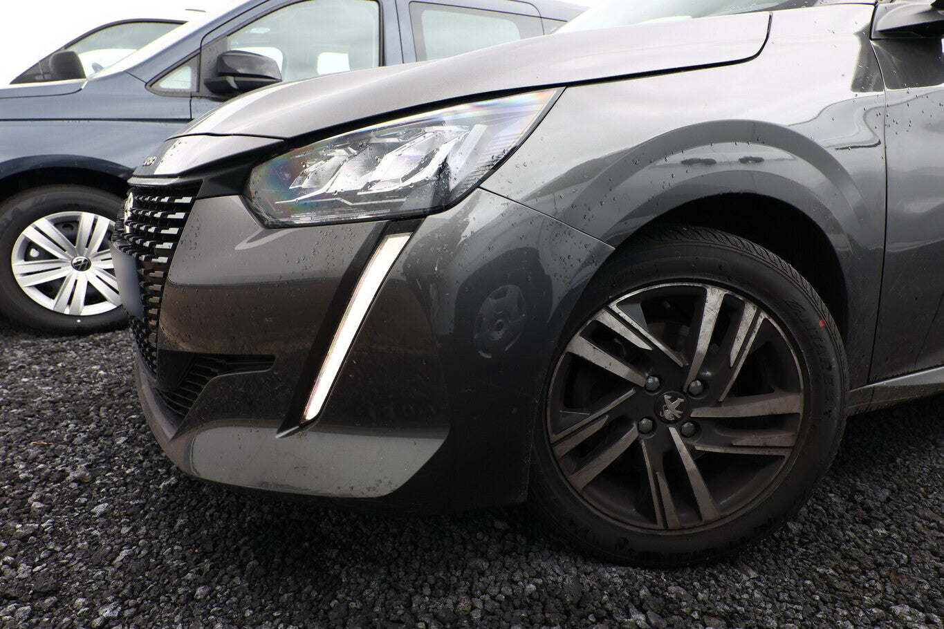 Peugeot 208 1.2 PT 100 Allure LED Nav Kam PDChi KeyL 98104060 4