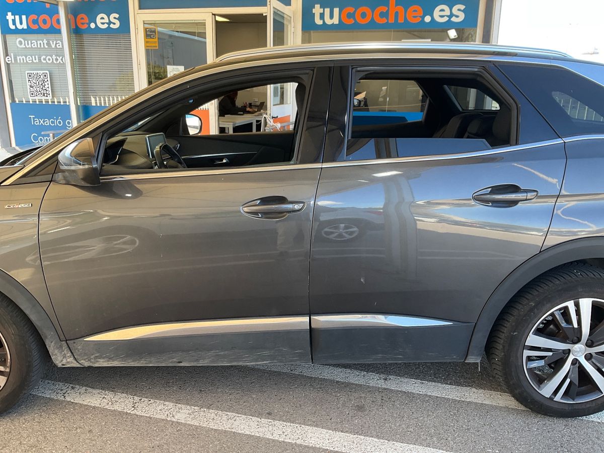Exterior izquierda