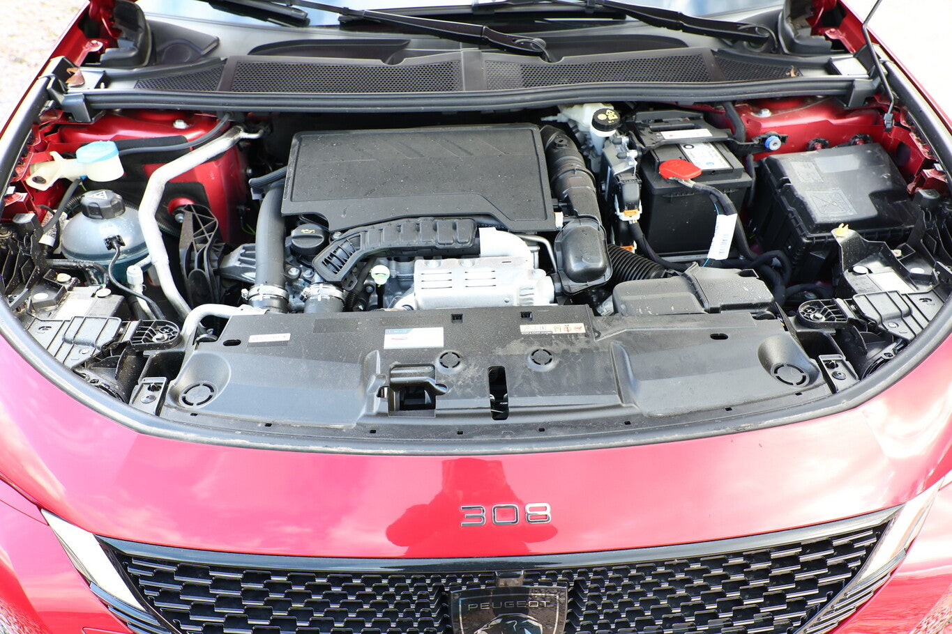 Peugeot 308 130 EAT8 GT Matrix Massage ACC Nav SHZ Keyl 97235558 11