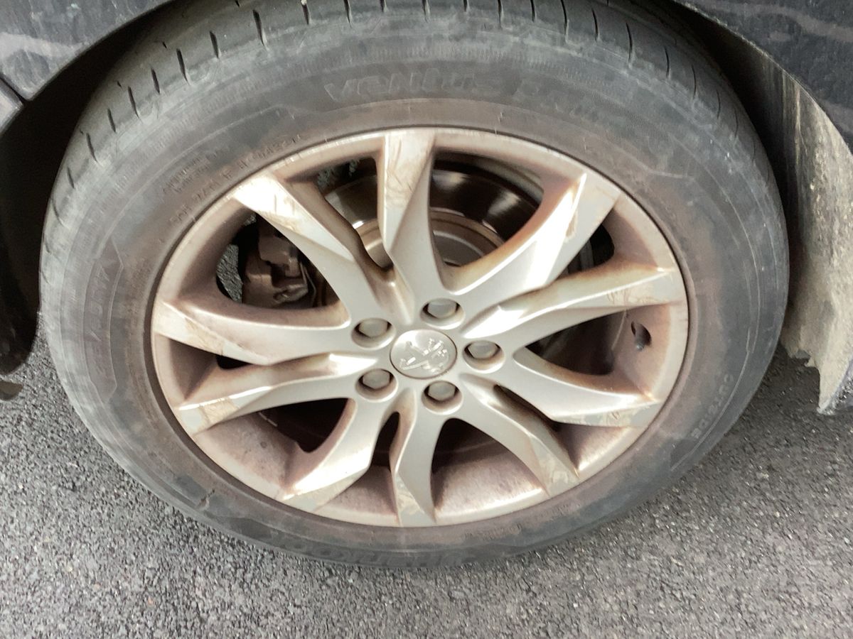 Rear right tire