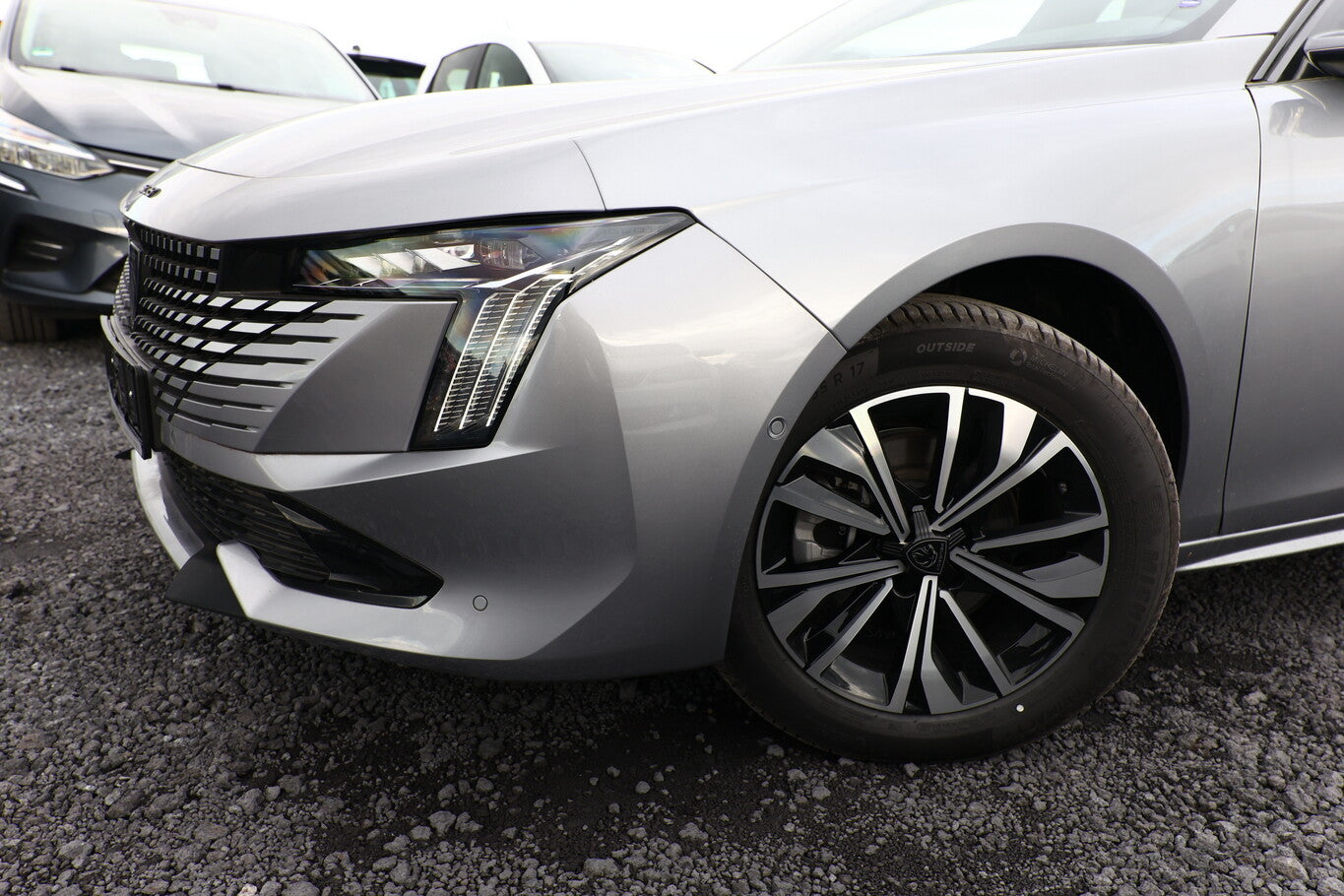 Peugeot 508 130 EAT8 Allure AGR SHZ Nav Kam PDC Keyl 17Z 92960298 4