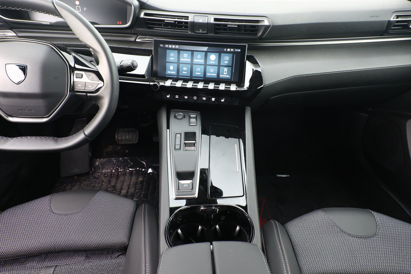 Peugeot 508 130 EAT8 Allure AGR SHZ Nav Kam PDC Keyl 17Z 92960298 7