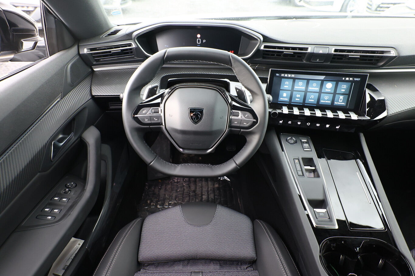 Peugeot 508 130 EAT8 Allure AGR SHZ Nav Kam PDC Keyl 17Z 92960298 6