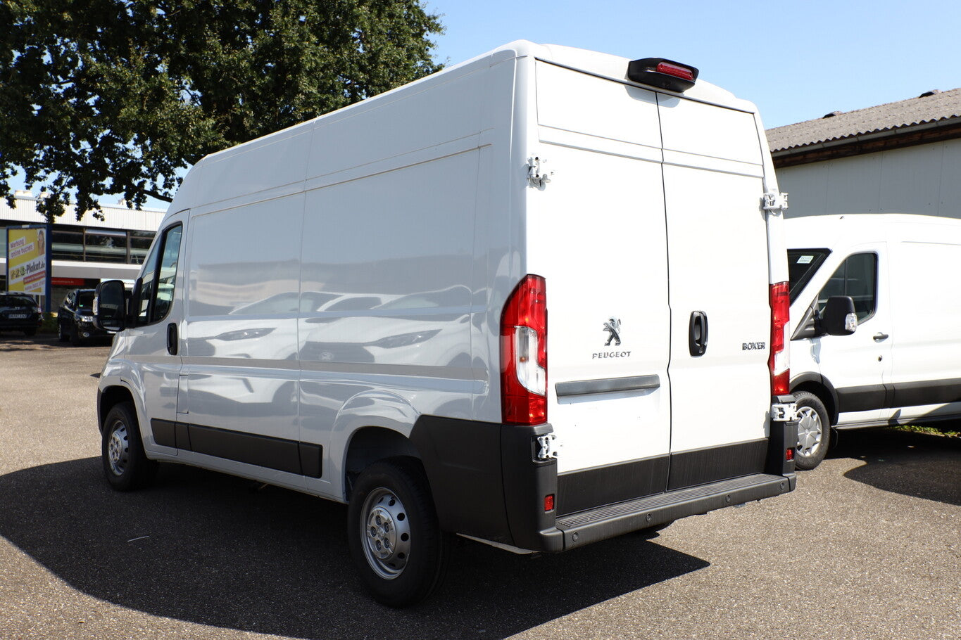 Peugeot Boxer 330 L2H2 120 270° RFK PDC E-Rad DAB VerstF 105656195 3