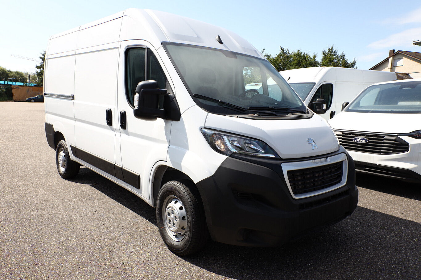 Peugeot Boxer 330 L2H2 120 270° RFK PDC E-Rad DAB VerstF 105656195 1