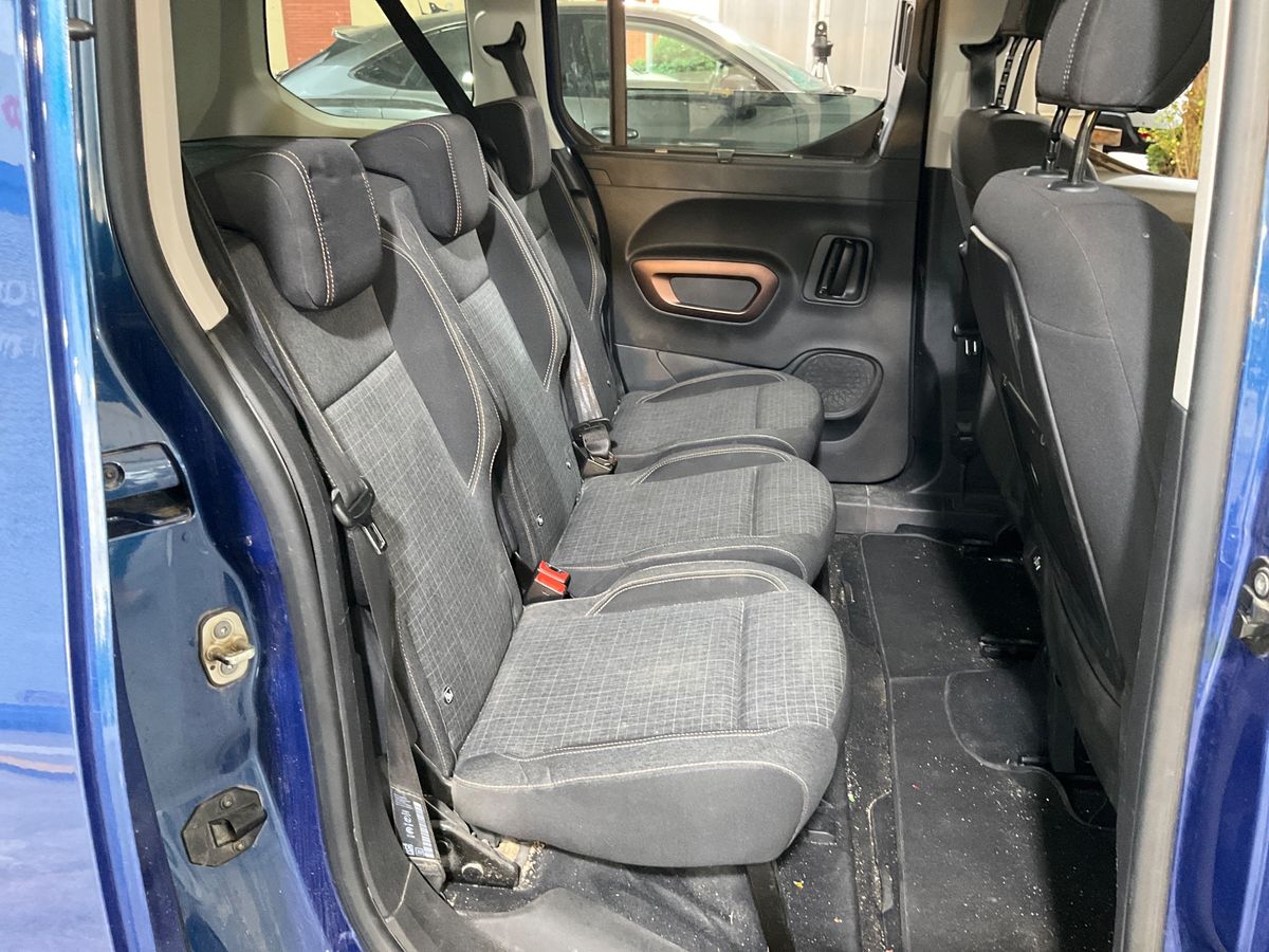 Interior trasero