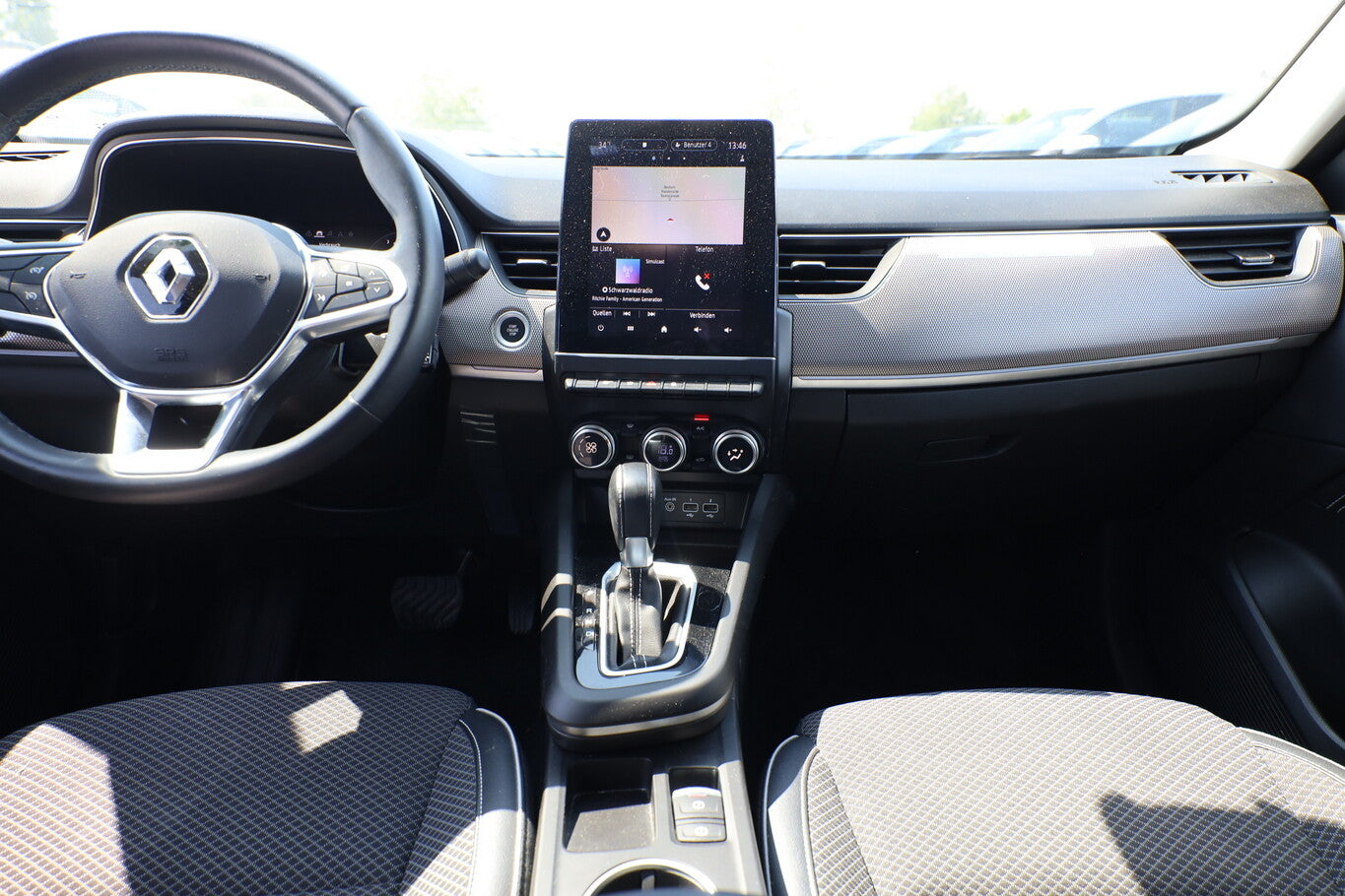 Renault Arkana TCe 140 MHEV EDC Techno Nav Kam PDC Keyl 85169443 7