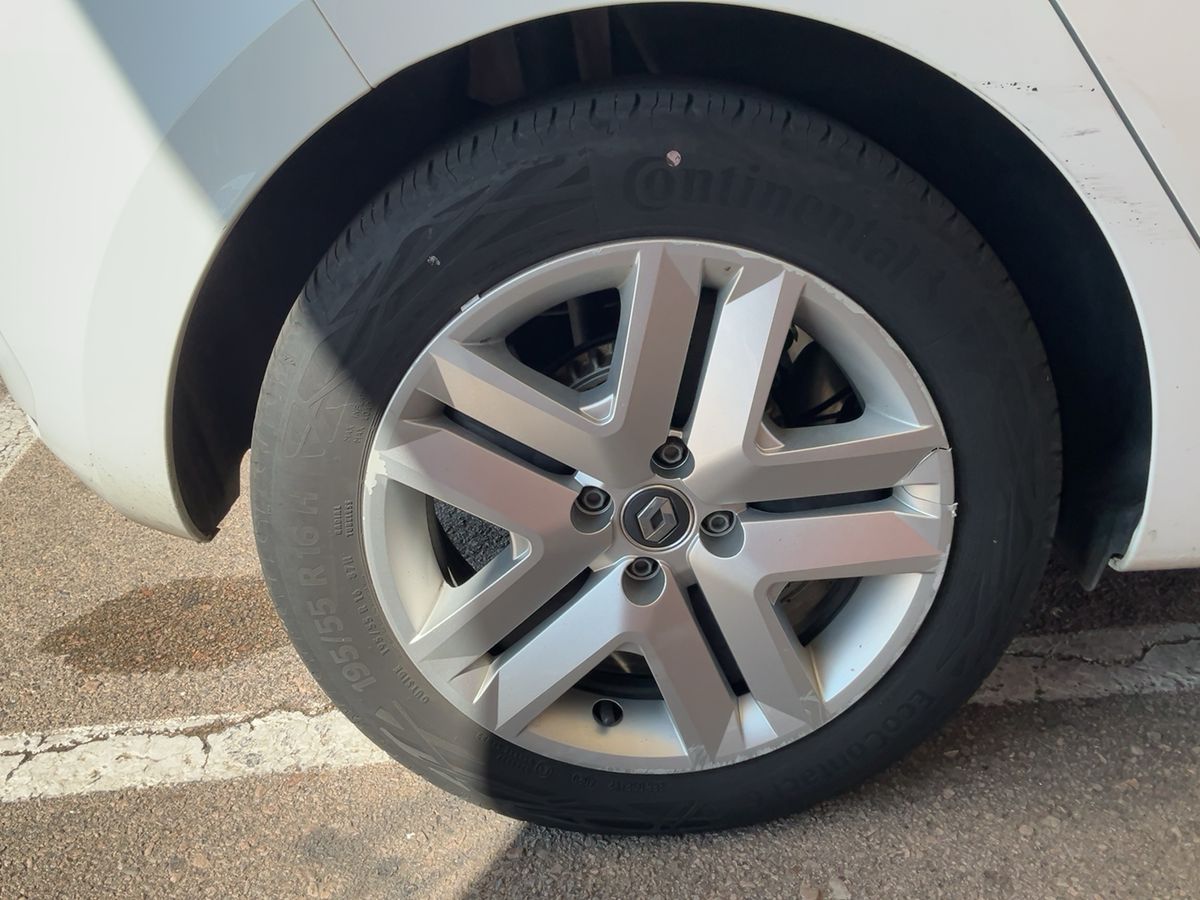 Rear right tire