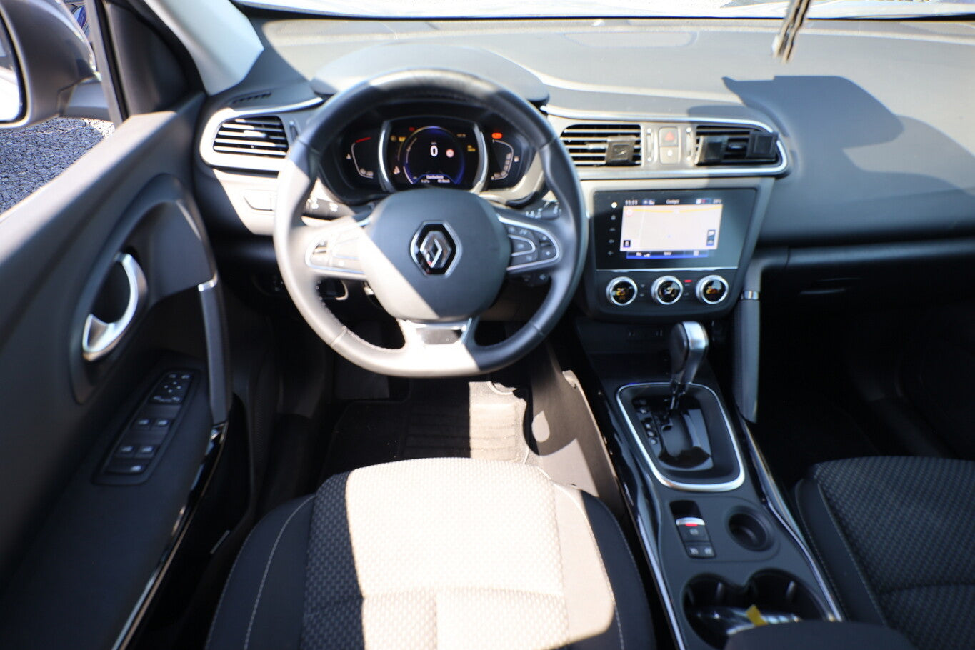 Renault Kadjar 1.3 TCe 160 EDC Business Ed. Navi LED Kam 79506978 6