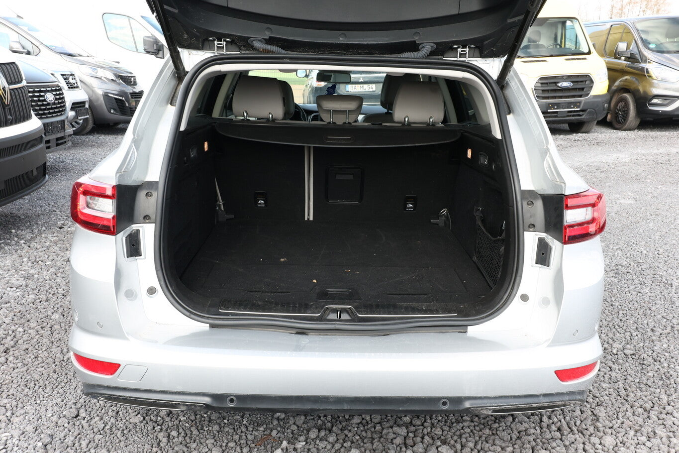 Renault Talisman Grandt. 2.0 BdCi 200 EDC Intens LED Nav 116527442 10