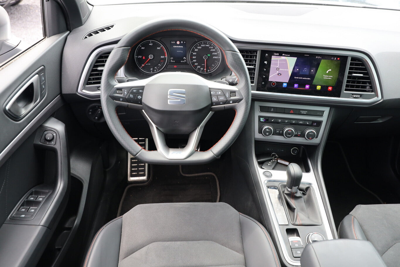 Seat Ateca 2.0 TDI 150 DSG 4Drive FR Nav PDC DCC 19Z 73177315 6