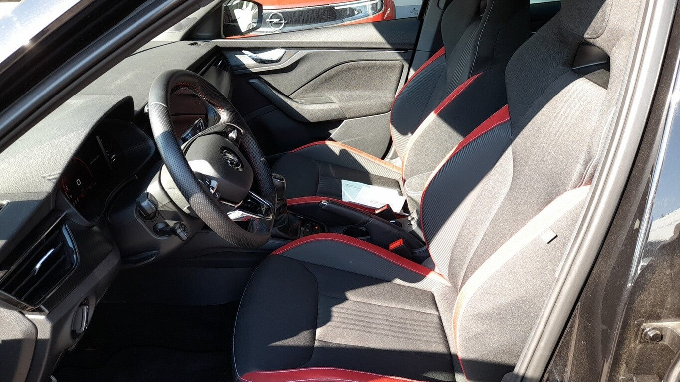 Skoda Kamiq 1.5 TSI 150 Monte Carlo PanoD LED Nav AHK 86181266 8