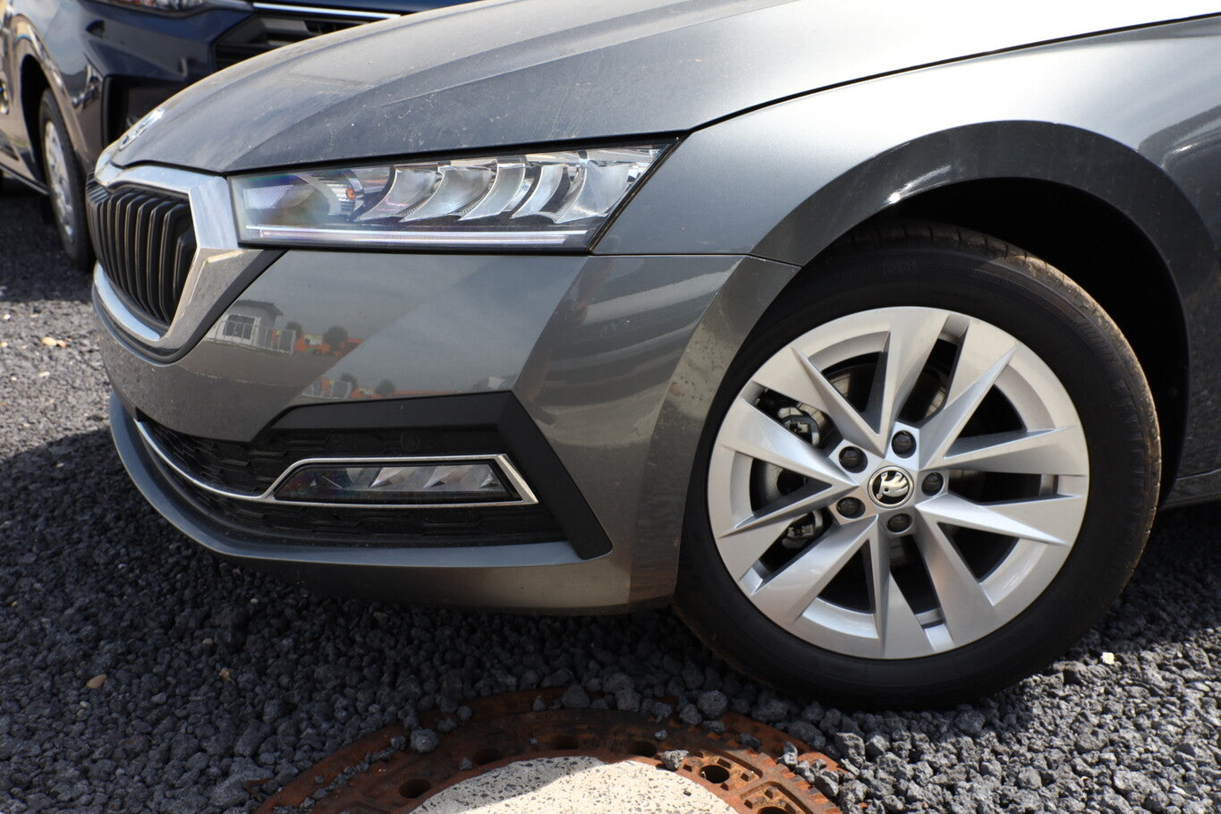 Skoda Octavia Lim eTSI 150 DSG Selec LED Nav SHZ Kessy 99612688 4