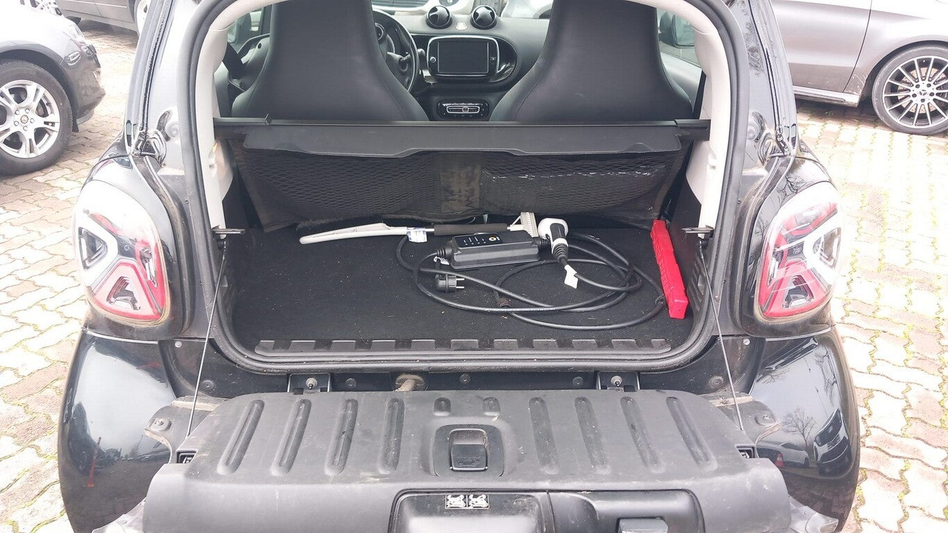 Smart fortwo coupe EQ prime LED Nav Pano Kam PDC SHZ 144144570 6