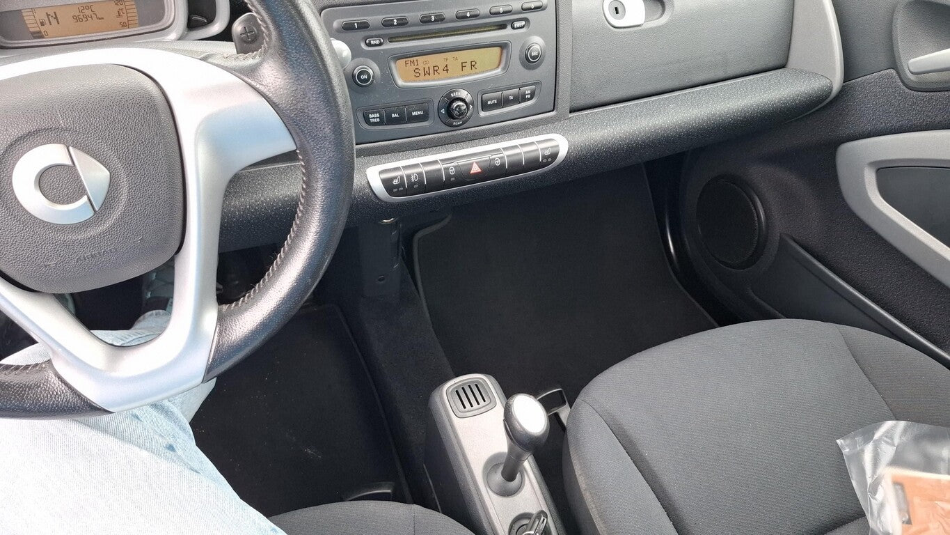 Smart fortwo coupe pulse Klimaaut. SHZ Audio-Paket 136953730 6