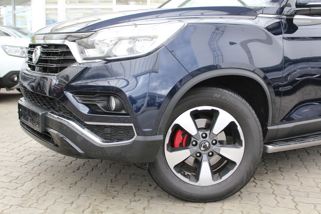 Ssangyong Rexton 2.2 e-XDi 180 Aut Leder SchiebeD Nav 83593519 1