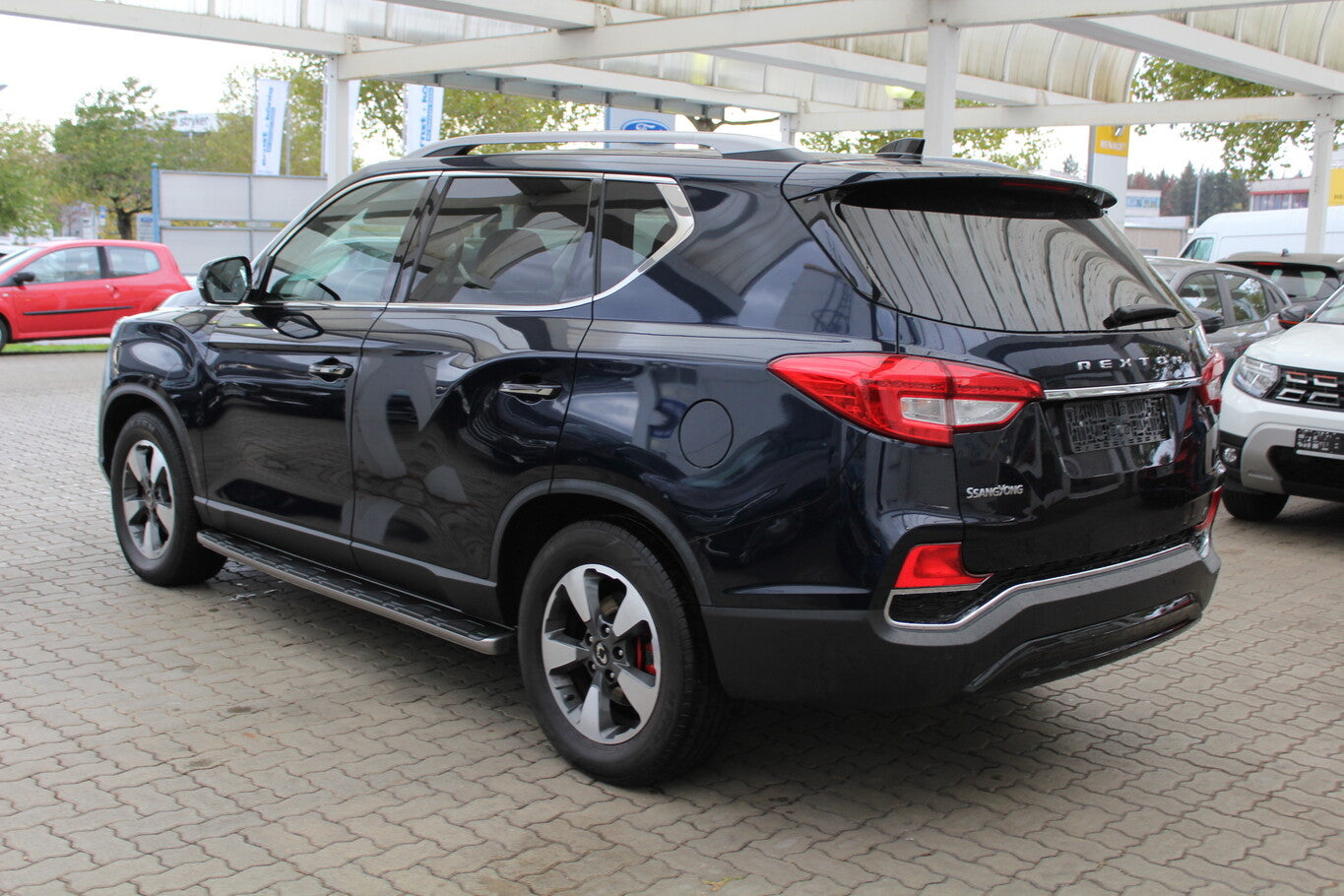 Ssangyong Rexton 2.2 e-XDi 180 Aut Leder SchiebeD Nav 83593519 3