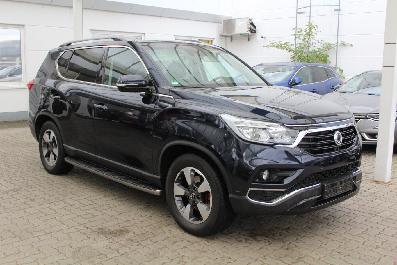 Ssangyong Rexton 2.2 e-XDi 180 Aut Leder SchiebeD Nav 83593519 2
