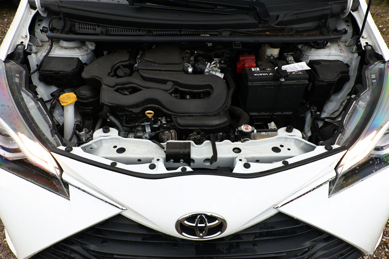 Toyota Yaris 1.0 VVT-i 72 Comfort Kam LaneA x-con Klima 103847325 9