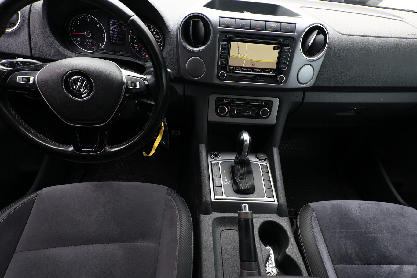 Volkswagen Amarok 2.0 TDI 180 DSG 4M DK Xenon Nav AHK Diff 101627073 7