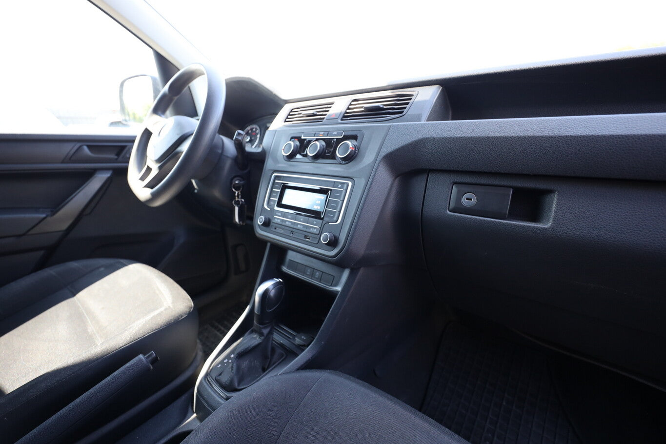 Volkswagen Caddy Kasten 1.4 TSI 125 DSG BMT Temp Klima BT 80965564 8