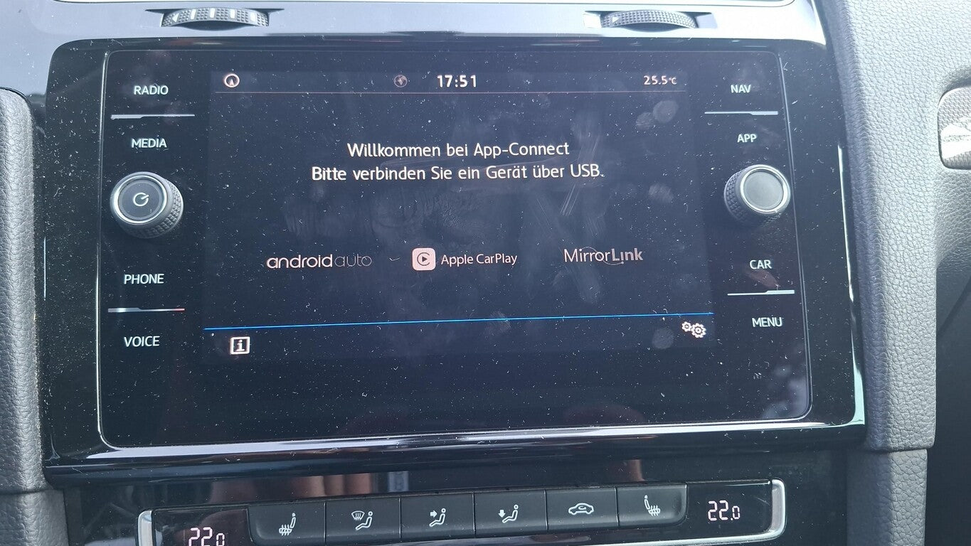 Volkswagen Golf VII Variant 1.0 TSI Join LM Navi Klima AppC 133464267 6