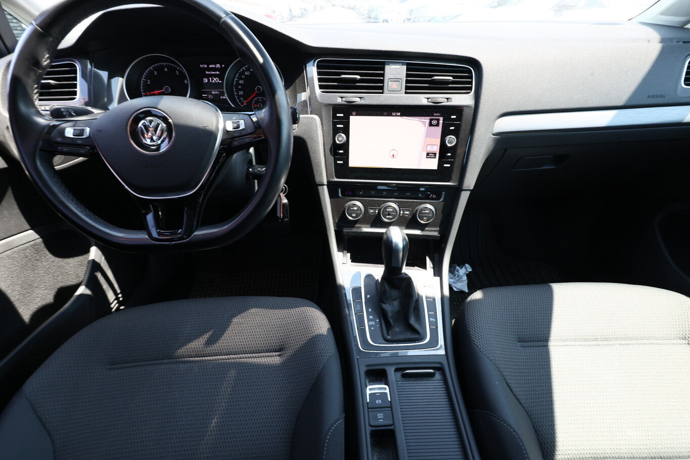 Volkswagen Golf VII 1.5 TSI 150 DSG Comfortline Nav ACC SHZ 127567370 7