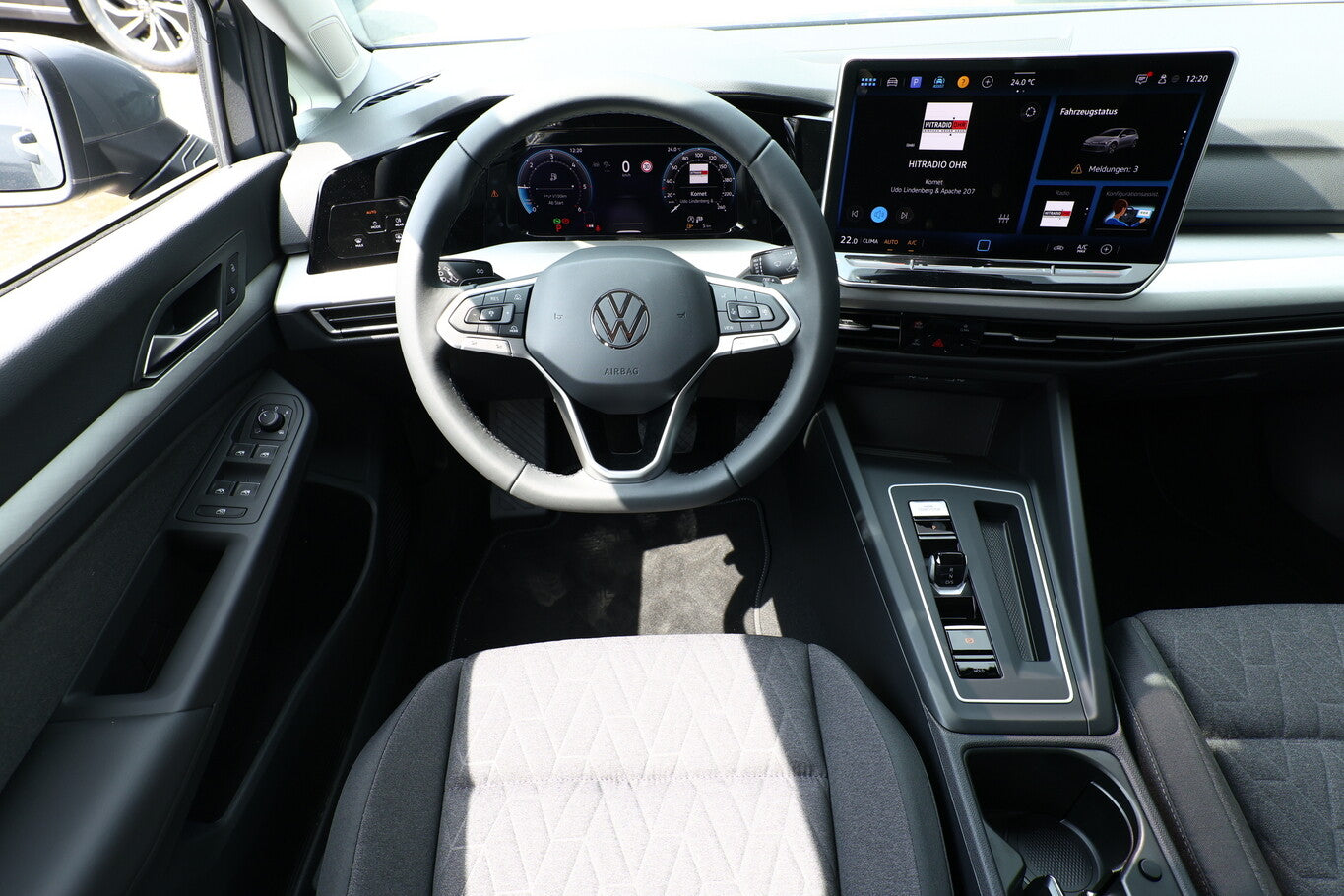 Volkswagen Golf 2.0 TDI 150 DSG Keyl ParkA Ready2D 17Z Kam 136949644 6