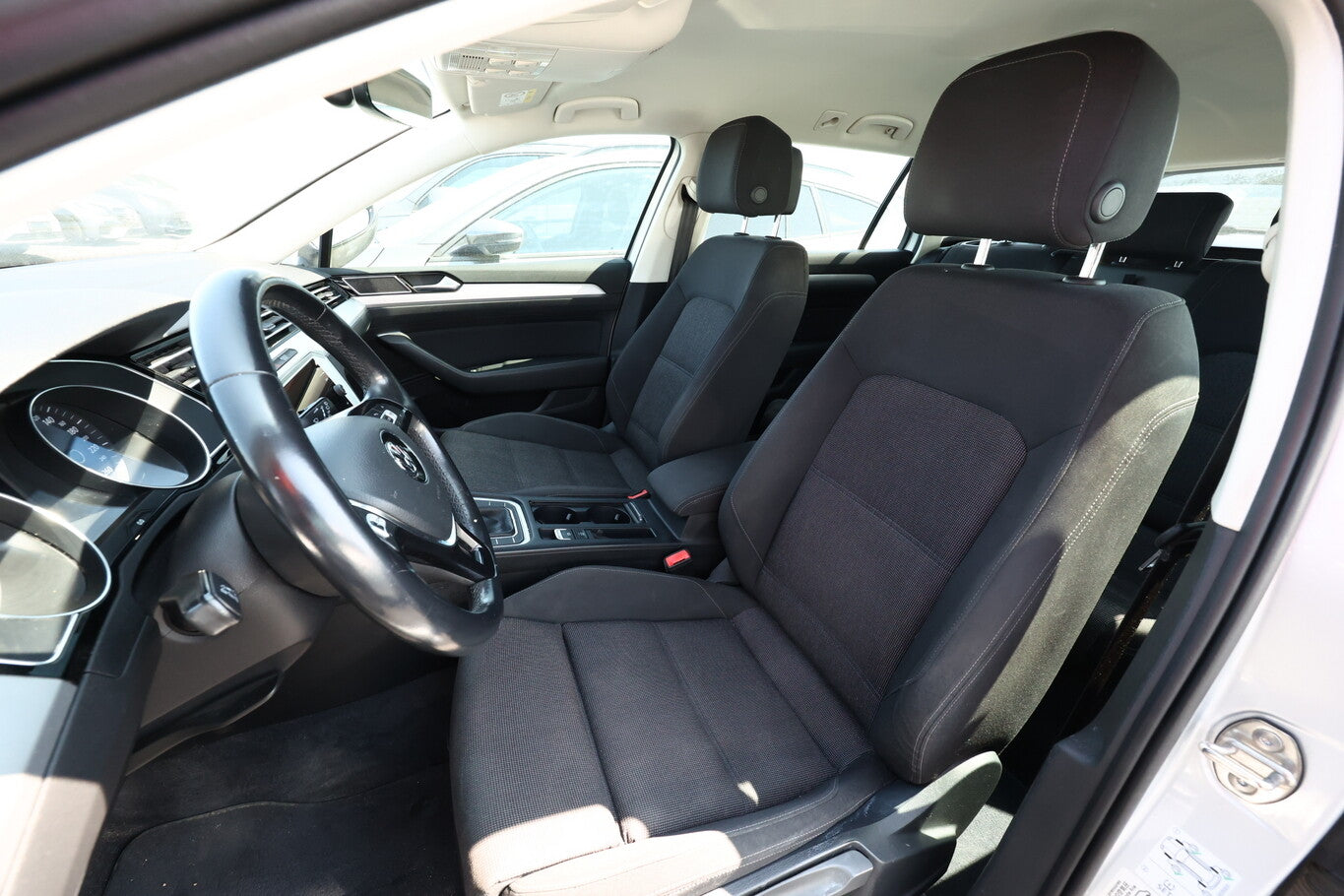 Volkswagen Passat Variant 1.4 TSI 150 Comfortline AHK SHZ 132104887 5