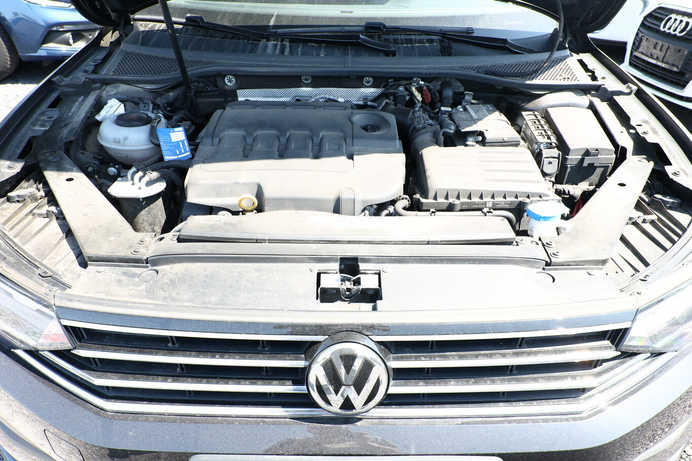 Volkswagen Passat Variant 1.6 TDI 120 DSG LED Nav SHZ AppCo 142397643 9