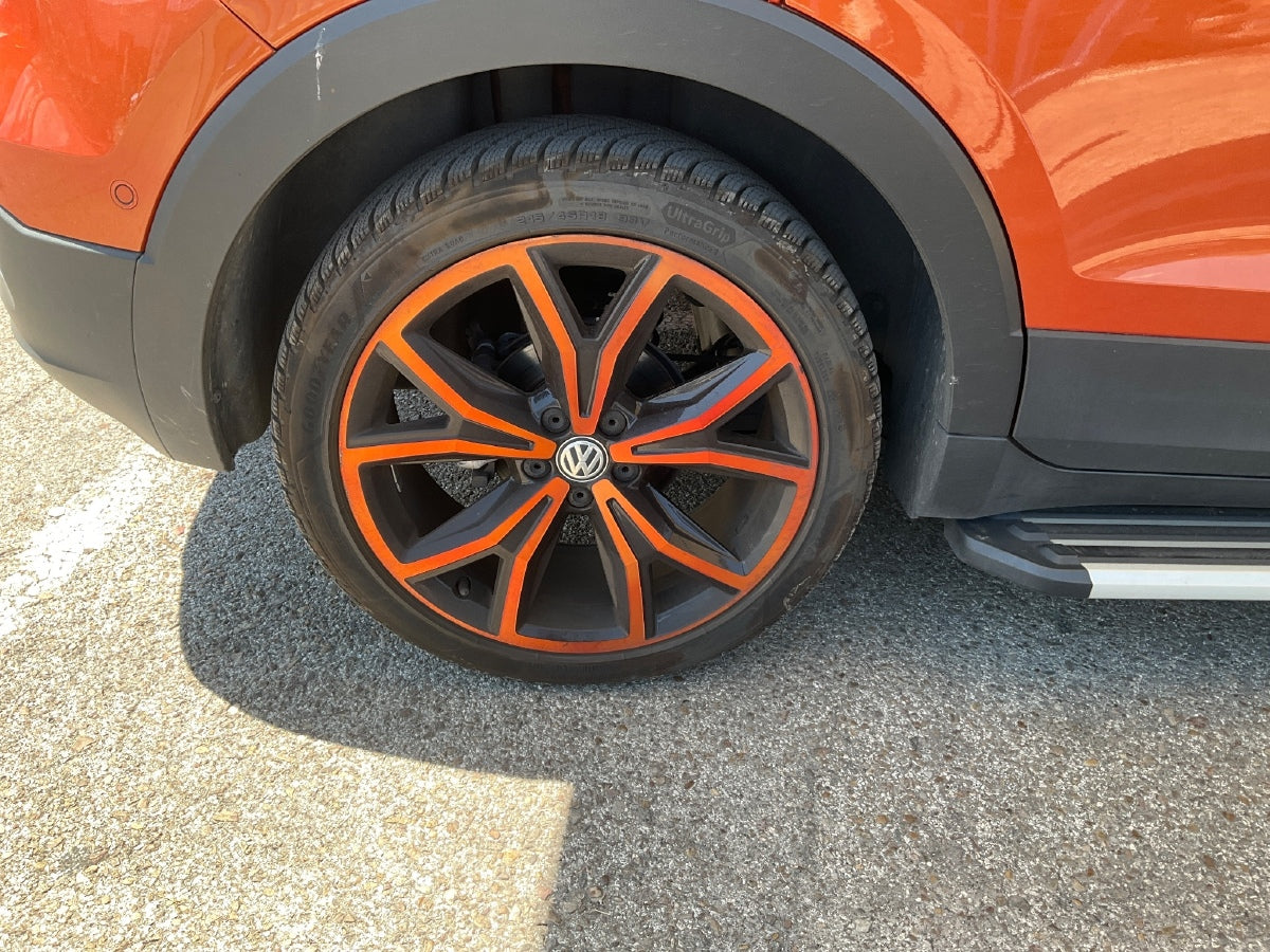 Neumático trasero derecho