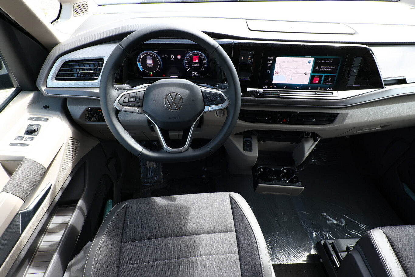 Volkswagen T7 California TDI 150 DSG Coast StHz 3ZClim Nav 102079122 6
