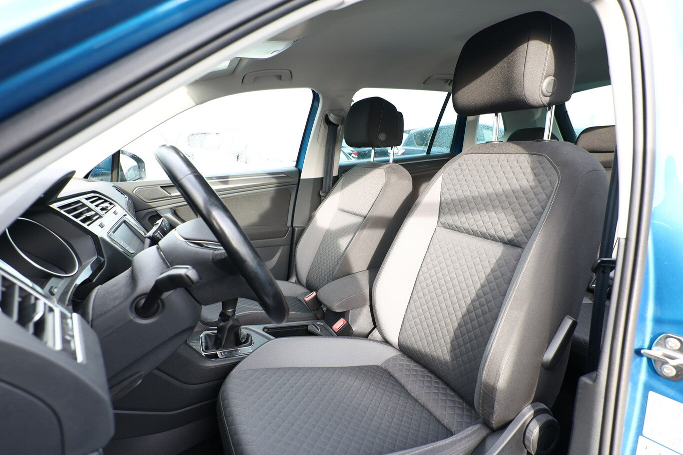 Volkswagen Tiguan 2.0TDI 150 BMT Comfortl. AHK AppCo PDC 101015295 5
