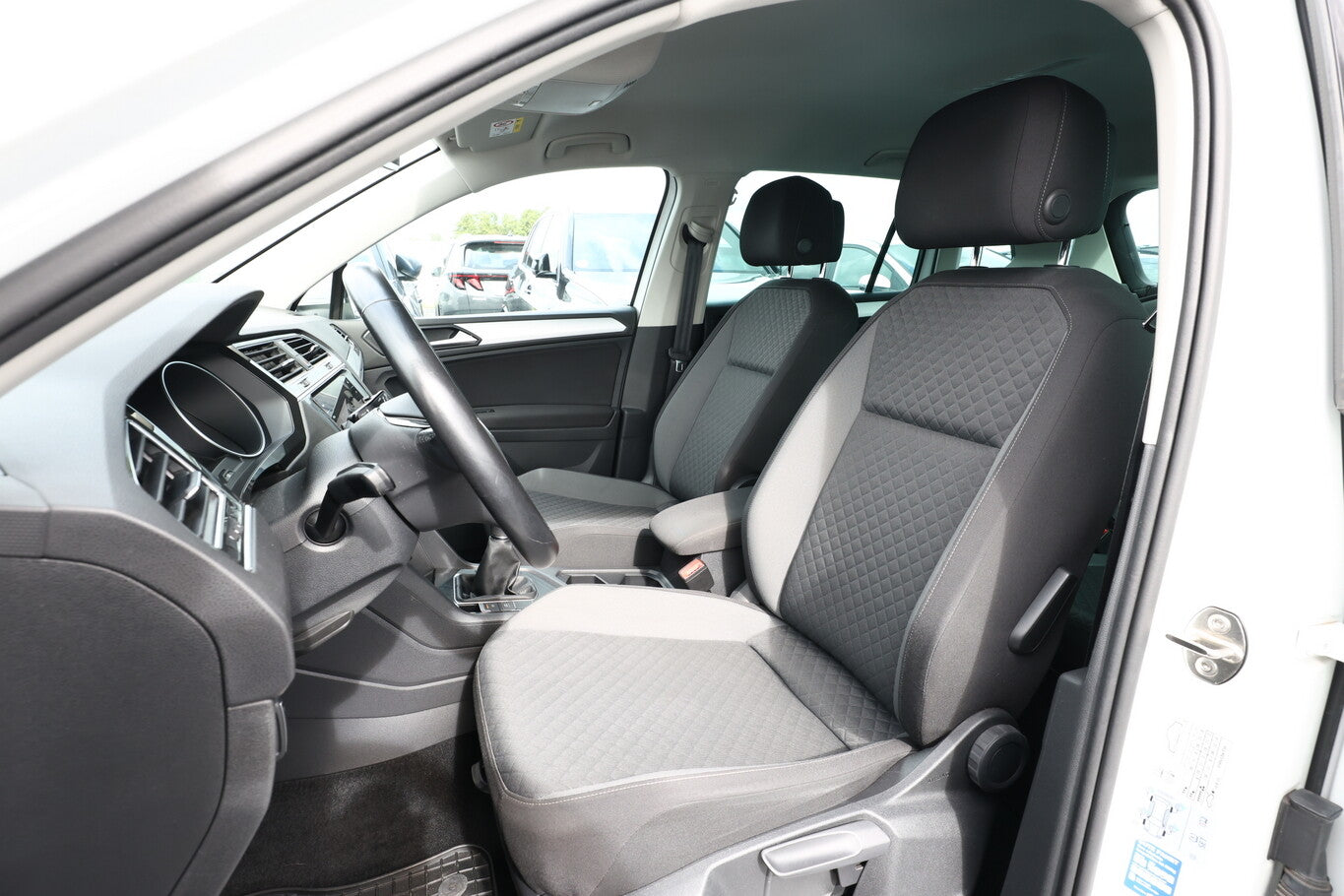 Volkswagen Tiguan 1.4 TSI 150 Comfortline Nav ACC PDC 17Z 135846559 5