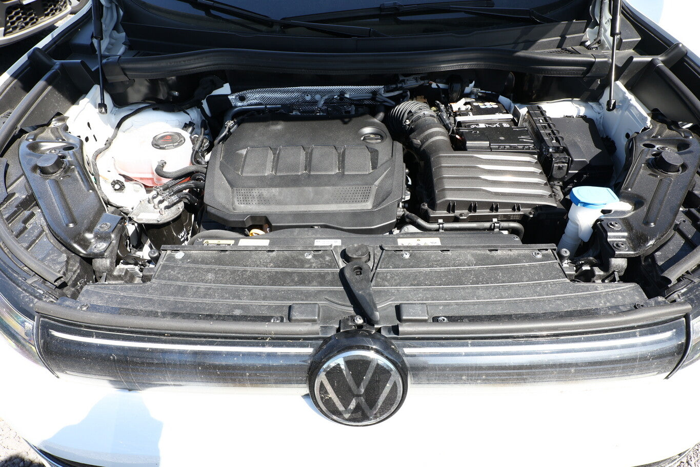 Volkswagen Tiguan 2.0 TDI 150 DSG Elegance LED Nav ACC AHK 170779806 11