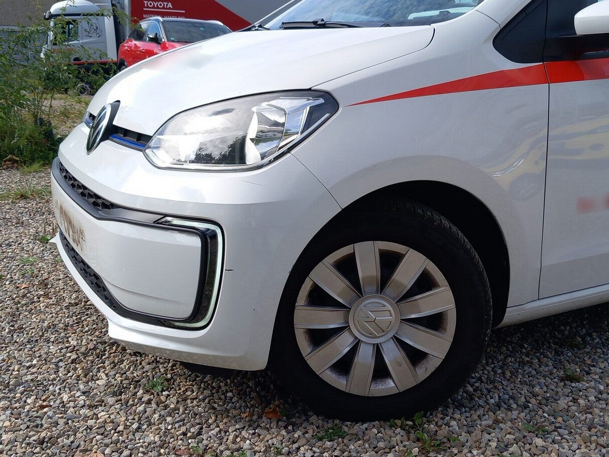 Volkswagen e-up! SHZ Climatronic USB el. FH HU 08/2026 138037352 1