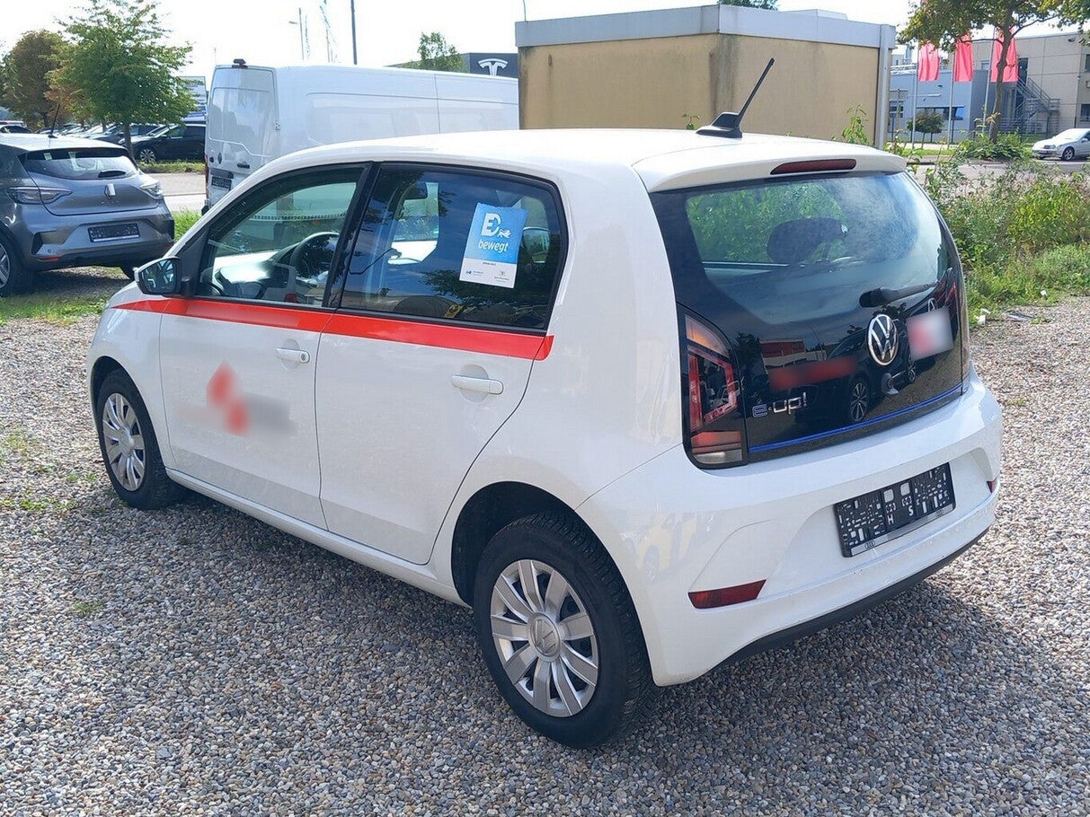 Volkswagen e-up! SHZ Climatronic USB el. FH HU 08/2026 138037352 4