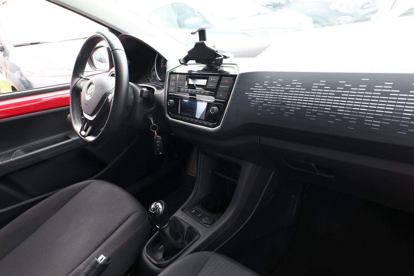 Volkswagen up! 1.0 TSI 90 Sound up! PDC 16Z SHZ Temp Sound+ 130432120 8