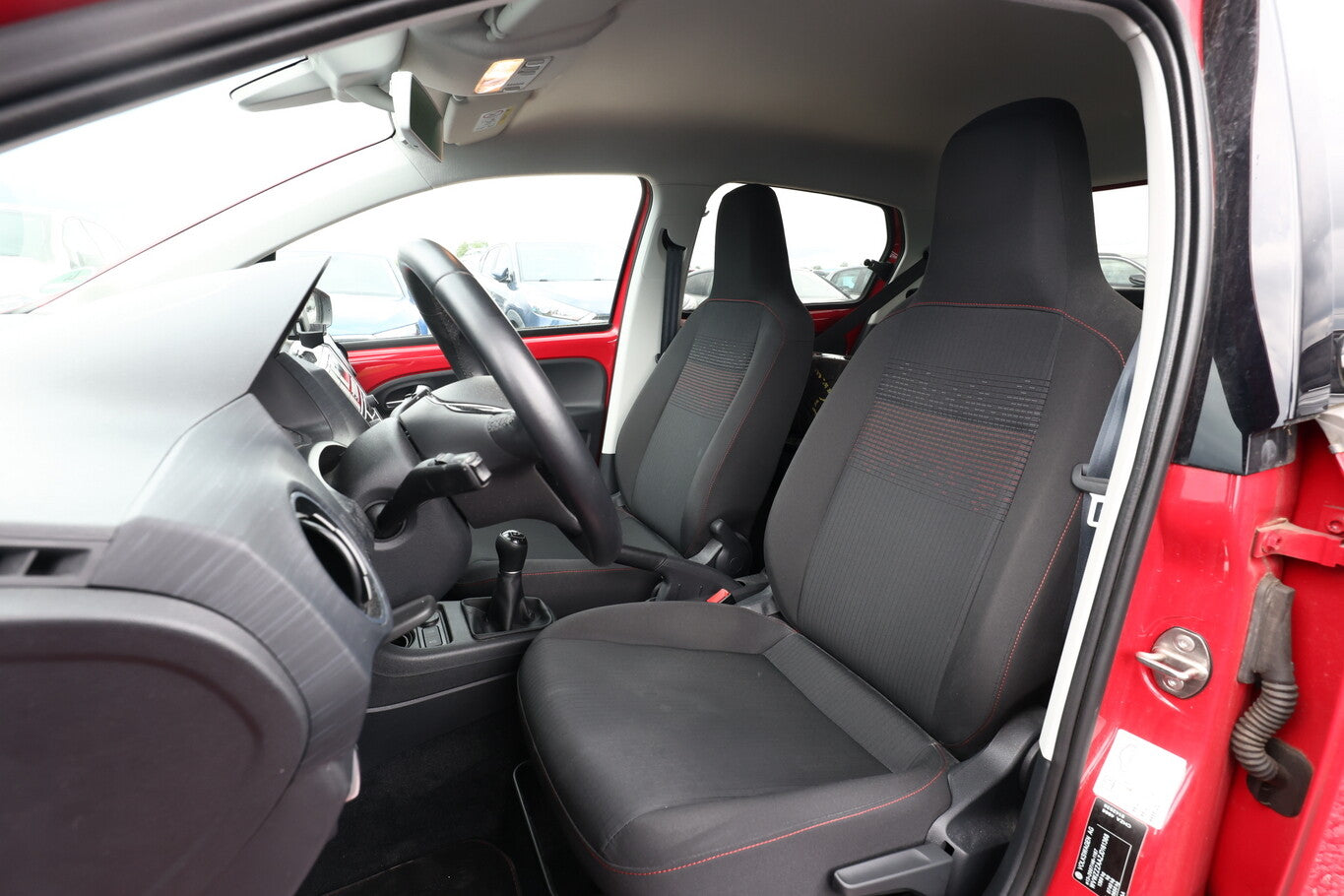 Volkswagen up! 1.0 TSI 90 Sound up! PDC 16Z SHZ Temp Sound+ 130432120 5