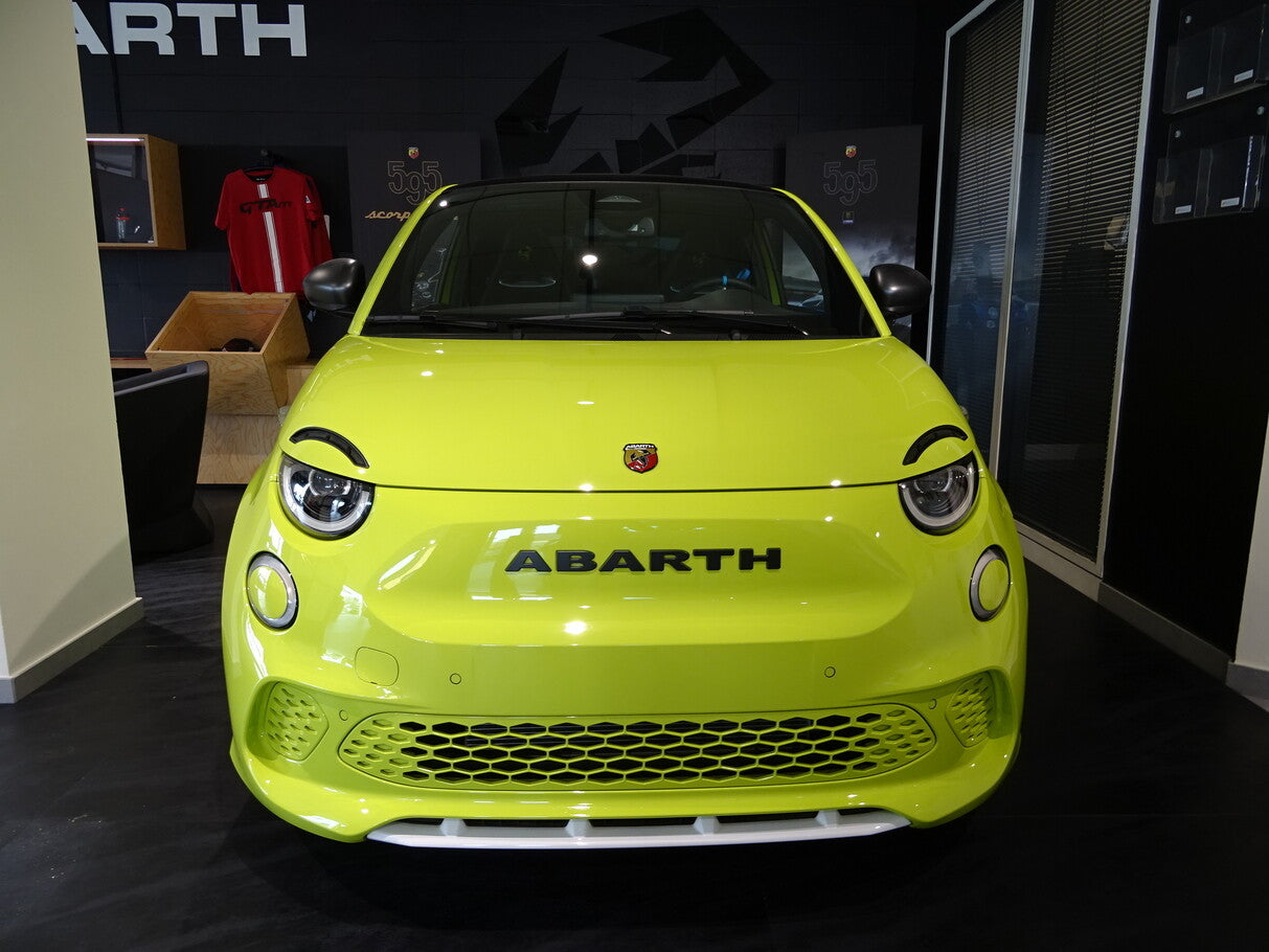 Abarth 500e 42 kWh Turismo Pano JBL Nav LED SHZ PDC360° 112190459 1