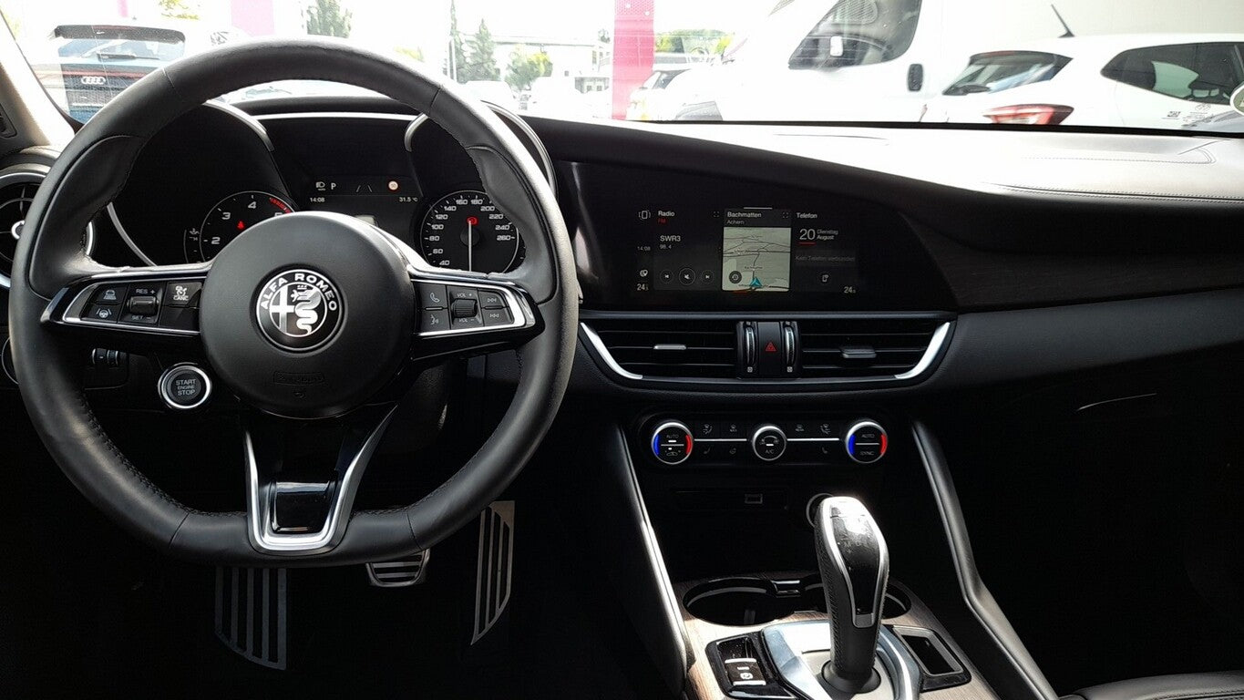 Alfa Romeo Giulia 2.2 Turbo 190 AT8 Ti Leder ACC Nav SHZ  93978677 6