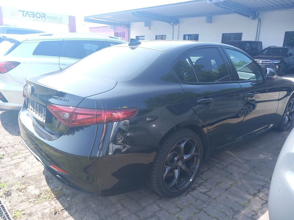 Alfa Romeo Giulia 2.2 Turbo 210 AT8 Q4Veloce Leder Pano Nav 126453333 2