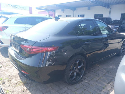 Alfa Romeo Giulia 2.2 Turbo 210 AT8 Q4Veloce Leder Pano Nav 126453333 2