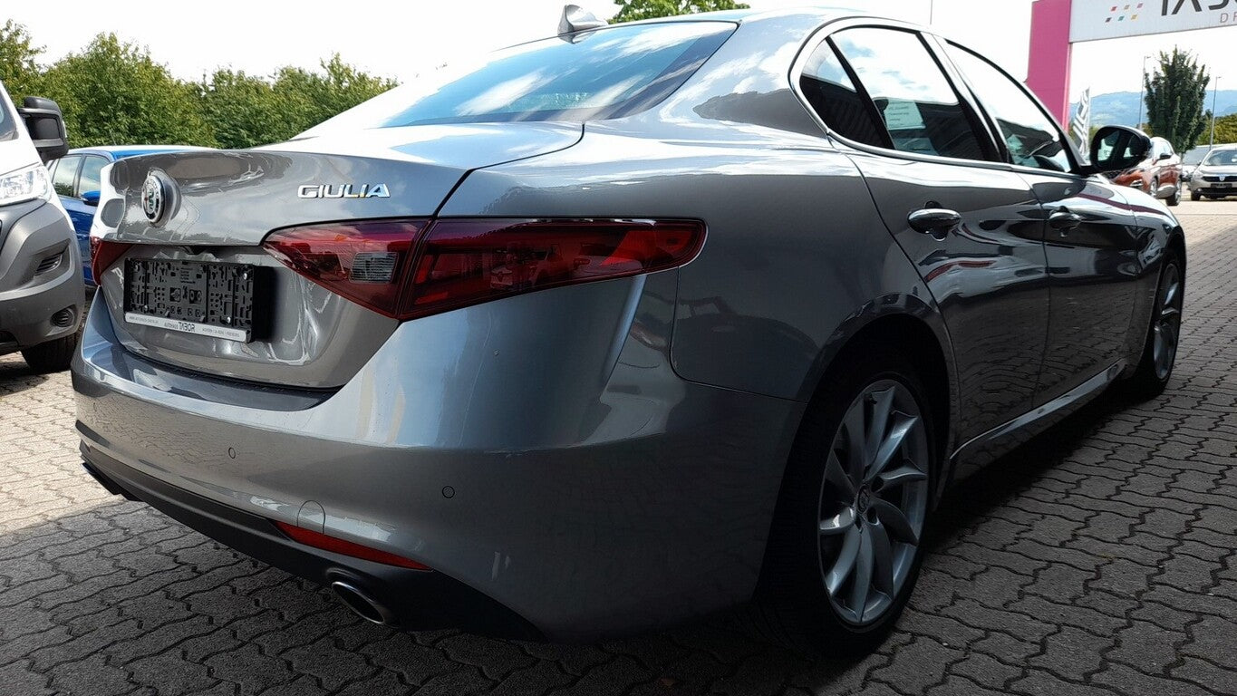 Alfa Romeo Giulia 2.2 Turbo 190 AT8 Ti Leder ACC Nav SHZ  93978677 2