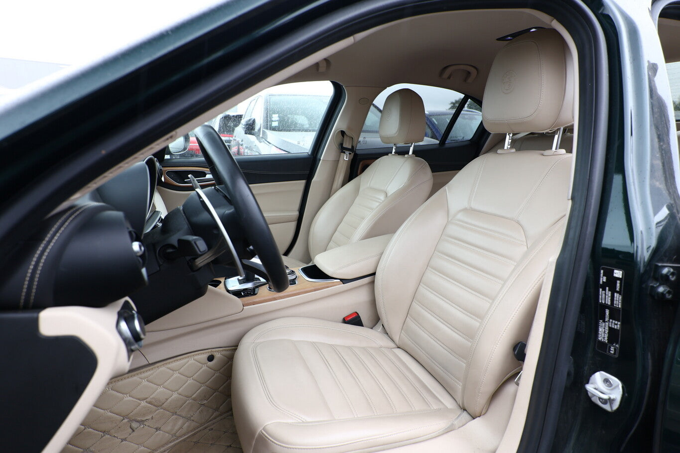 Alfa Romeo Giulia 2.2 Turbo 190 AT8 Ti Leder ACC Nav BiXen 132736821 5
